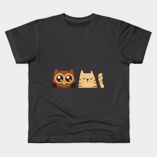 a cat and an owl Kids T-Shirt